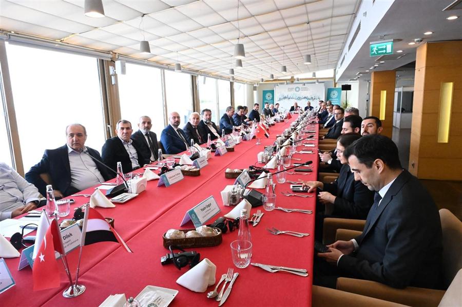 وزير الاستثمار يدعو الشركات التركية لتوسيع استثماراتها في مصر